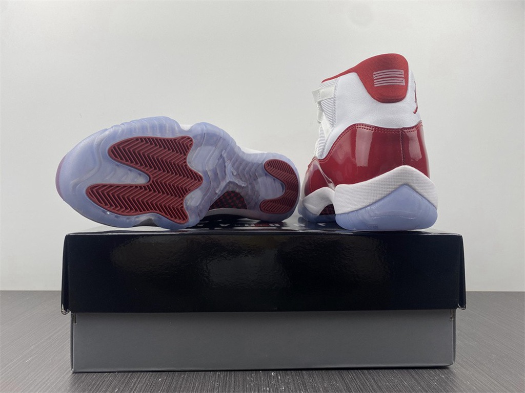 Air Jordan 11